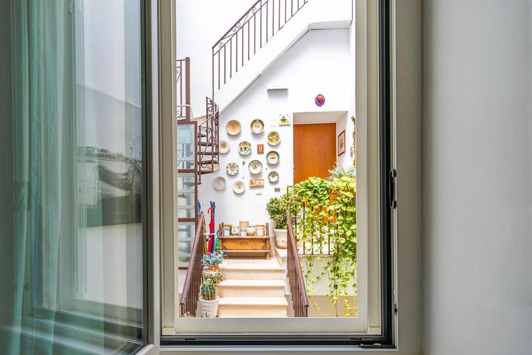 Terrazza Vallisa Бари Екстериор снимка